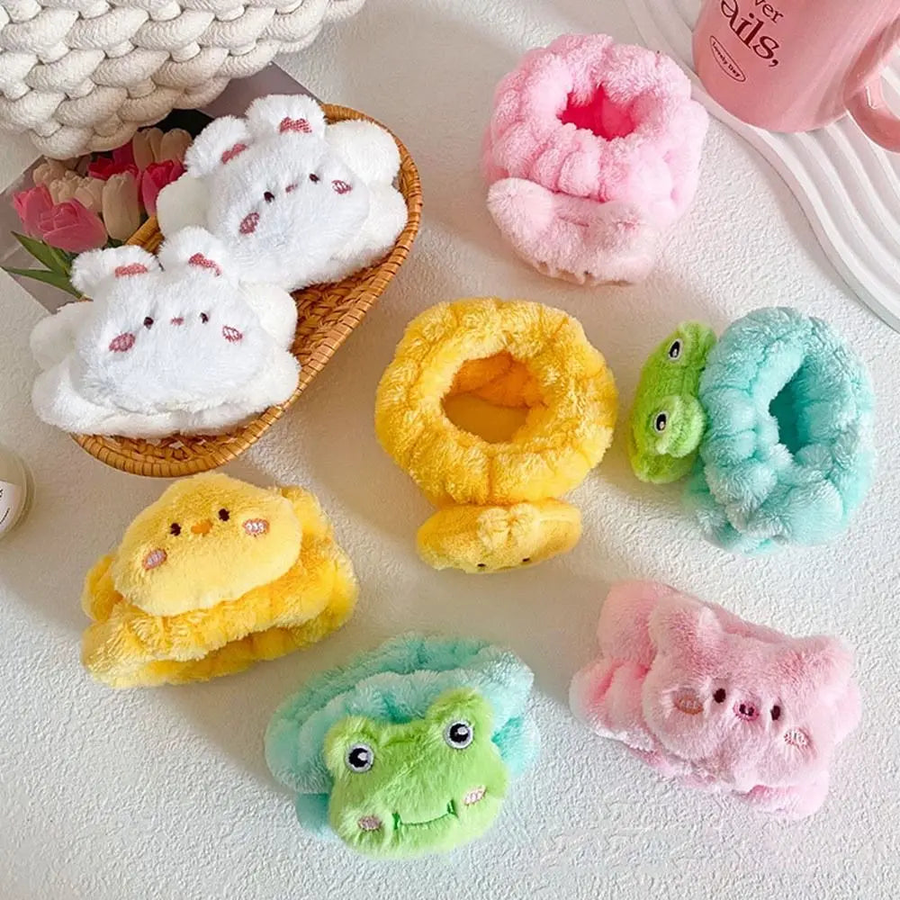 1Pair Cartoon Flannel Face Wash Hand Wrist Strap Reusable Sweatband Towel Band Flexible Face Wash Absorbent Water Wrist Strap