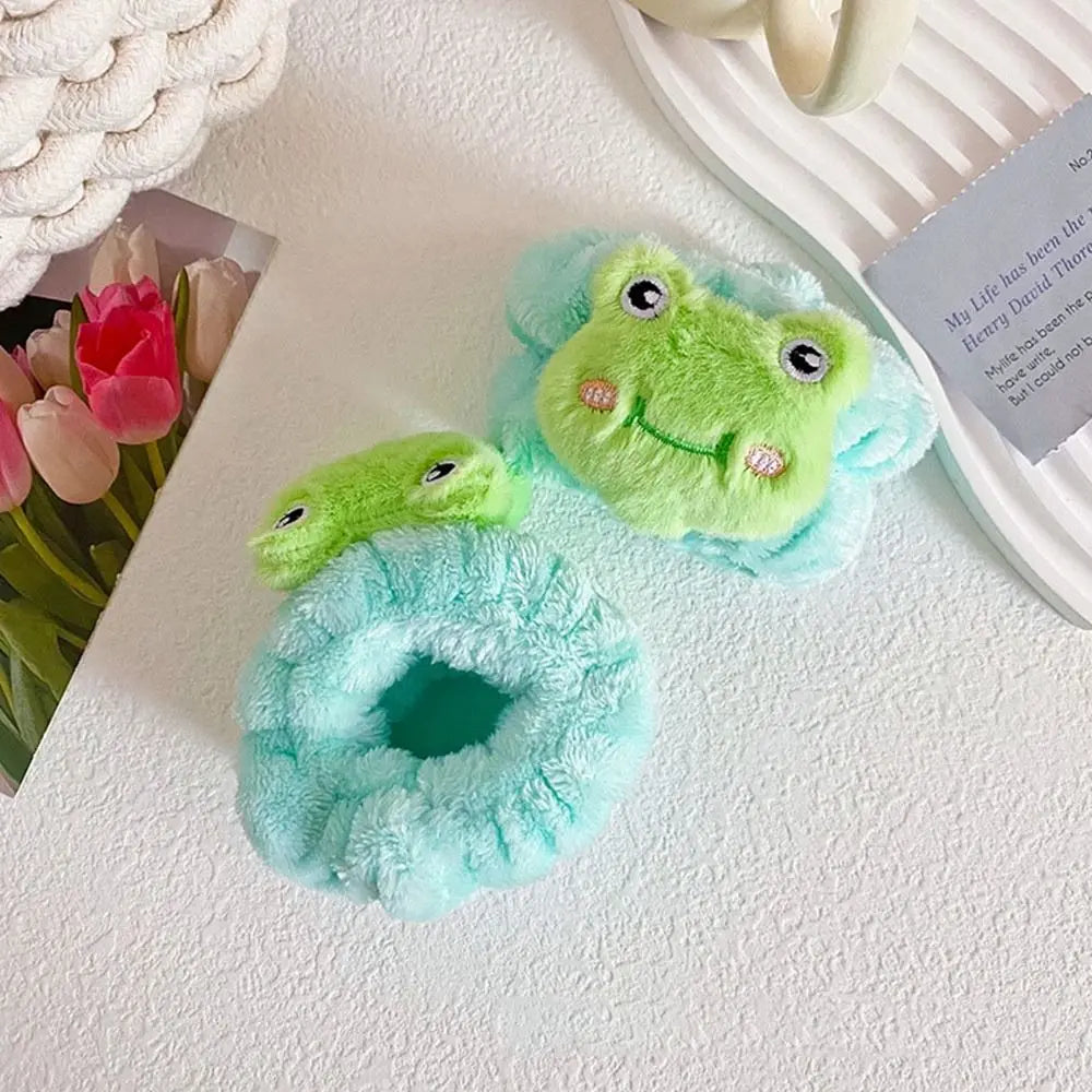 1Pair Cartoon Flannel Face Wash Hand Wrist Strap Reusable Sweatband Towel Band Flexible Face Wash Absorbent Water Wrist Strap