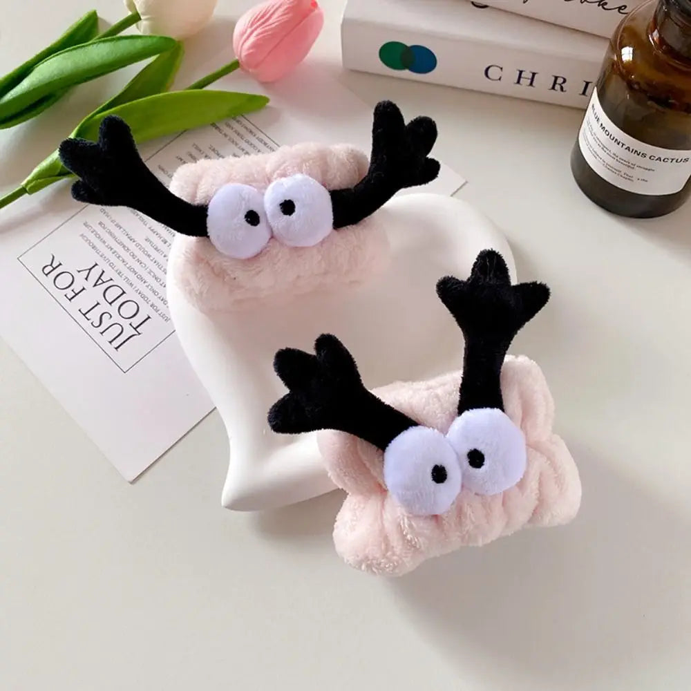 1Pair Cartoon Flannel Face Wash Hand Wrist Strap Reusable Sweatband Towel Band Flexible Face Wash Absorbent Water Wrist Strap