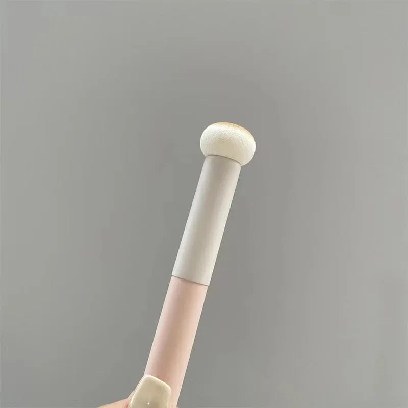 Concealer Makeup Brush Mushroom Sponge Head Professional Lip Cosmetic Brush Face Foundation Blending Beauty Women Make Up Tools