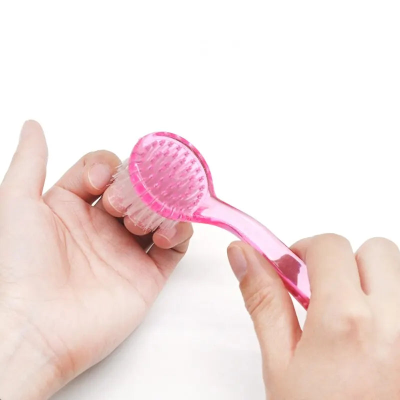New Plastic Nail Brush Soft Remove Dust Make Up Washing Brushes Dust Round Head Powder Clean With Cap Pedicure
