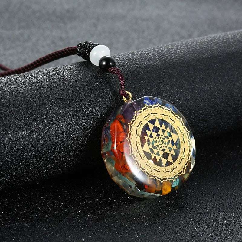 Retro Colorful Chips Natural Turquoise Amethyst Stone Chakra Orgone Energy Pendulum Amulet Reiki Healing Pendant Necklace