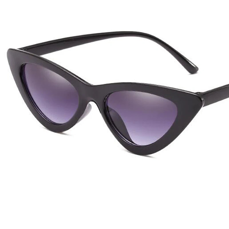 New fashion white small frame sunglasses Personlity designer Cute women trend sunglasses Cat Eye Shades For Women Sexy Oculos